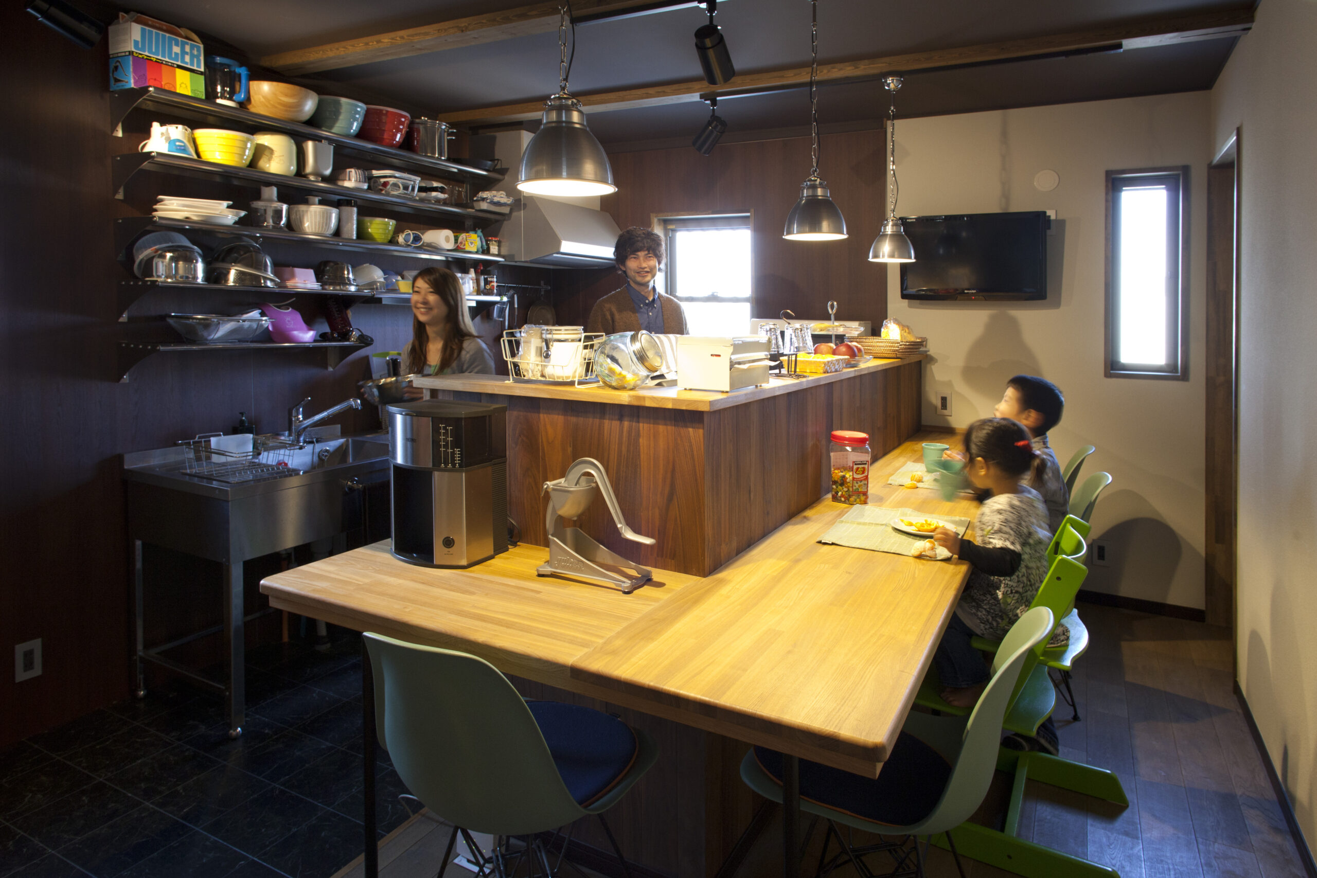 屋上ベランダのあるミッドセンチュリーの家画像02